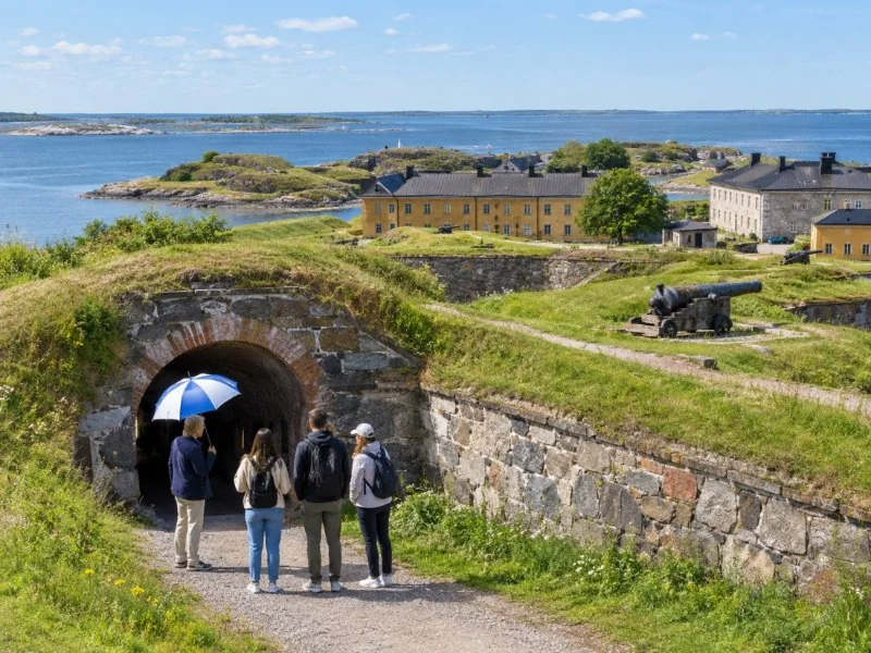Yksityinen opastettu kierros: tunnelit, vallit ja telakka